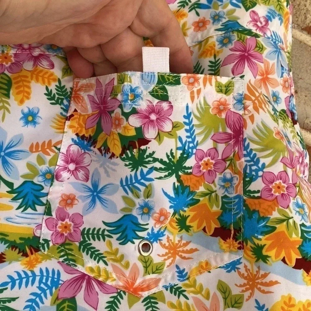 Catalina Ocean Gear Floral Shorts